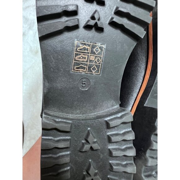 ASOS Design Chelsea black boot women size 5 - Picture 3 of 8